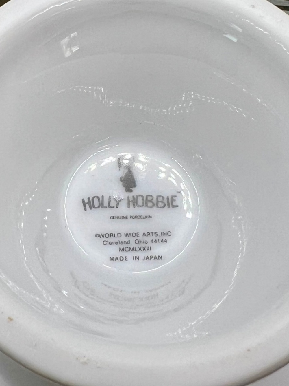 Holly Hobbie Pedestal Trinket Jar "To the House of a Friend" 1973 - Picture 4 of 5